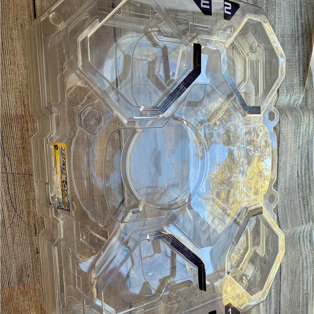 Beyblade cage -toy